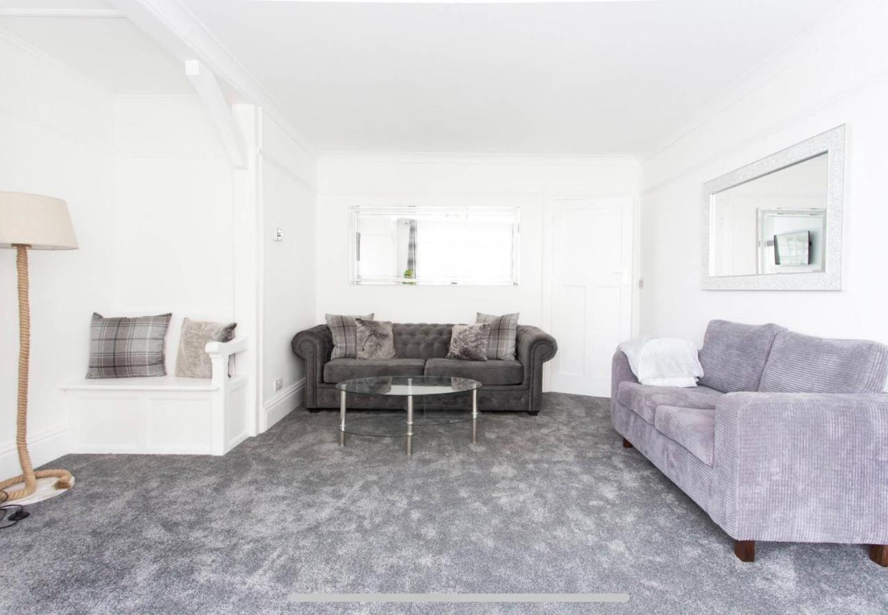 Ammonite Luxury Beachfront Apartment Lyme Regis Eksteriør billede